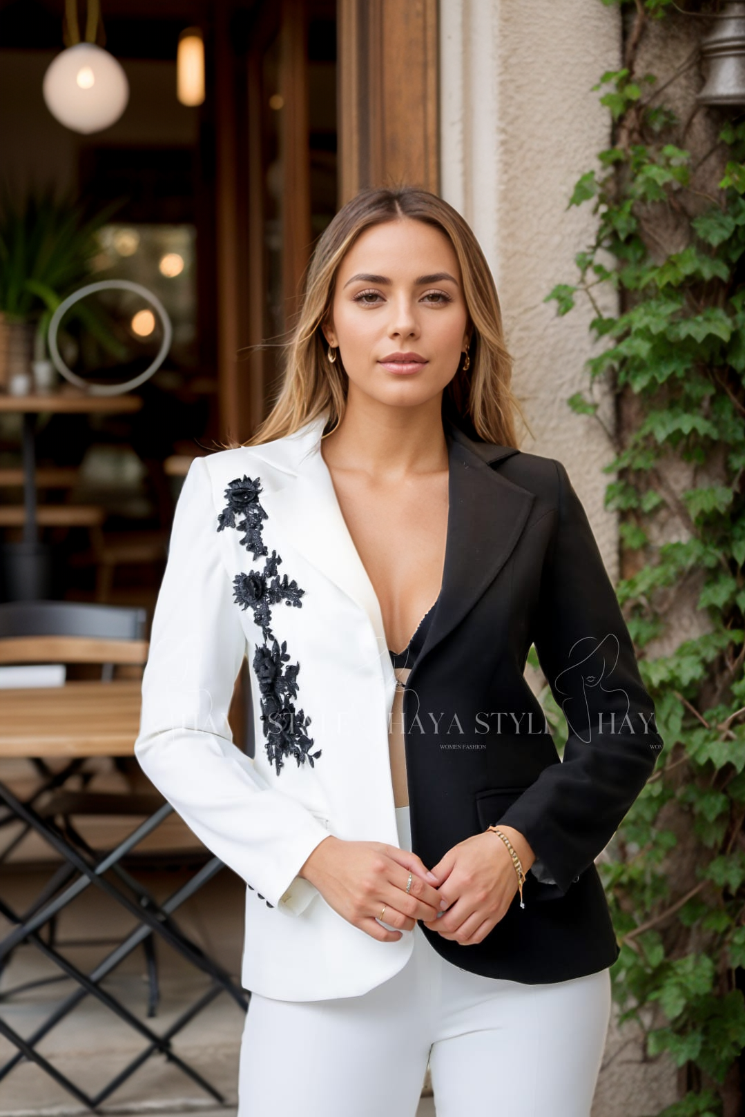 Costum Livia Alb & Negru