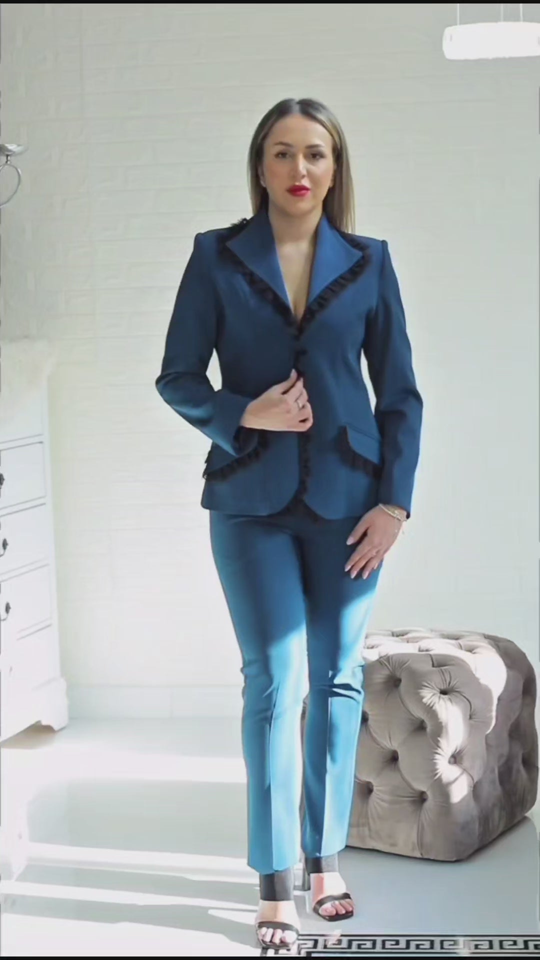 Costum Arianna Bleumarin